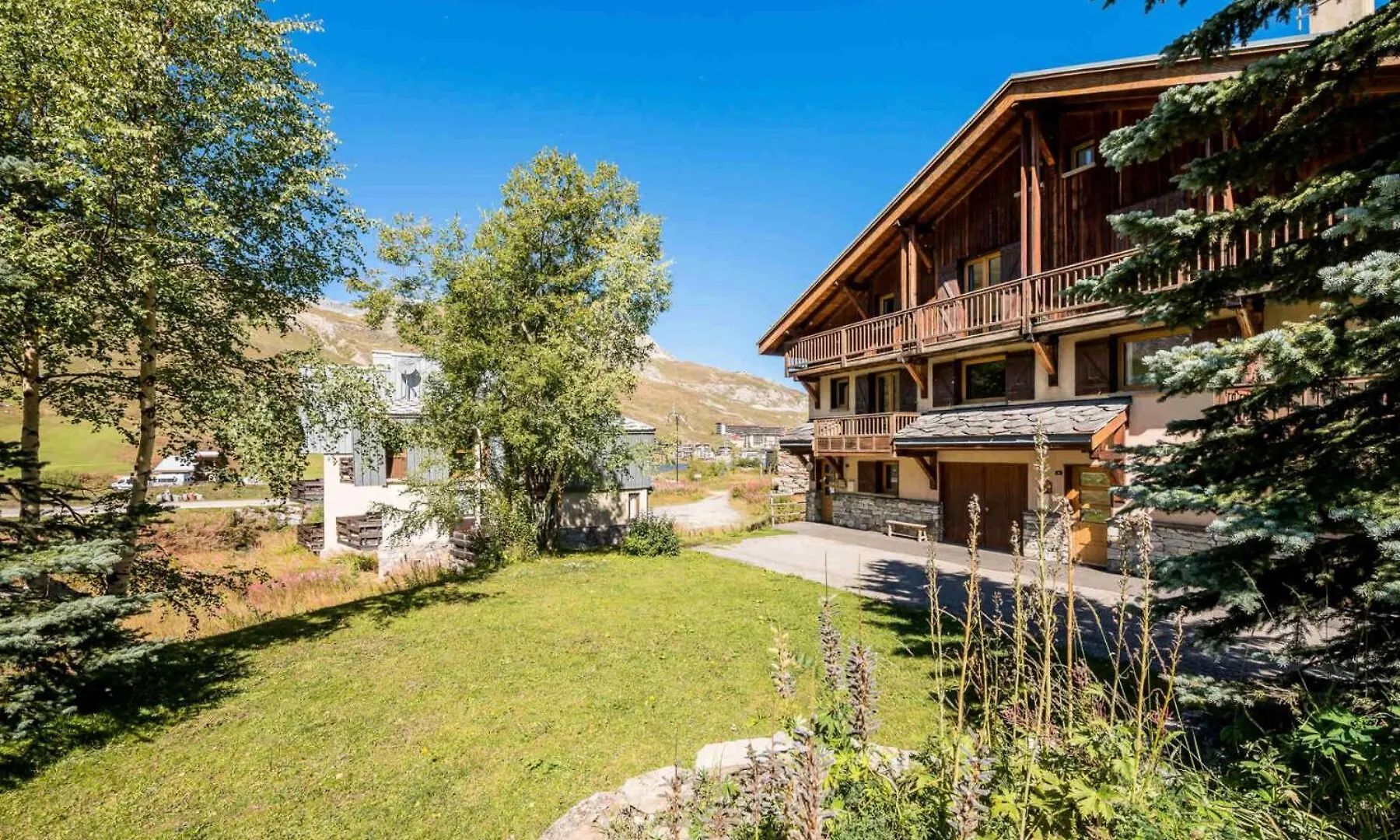Villa Chalet L'armoise - Chalets pour 14 Personnes 954 à Tignes