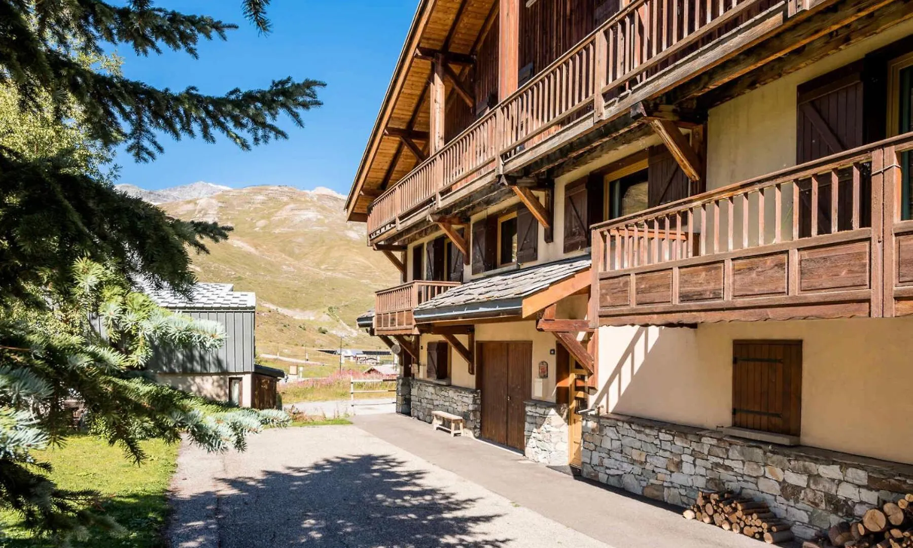 Villa Chalet L'armoise - Chalets pour 14 Personnes 954 à Tignes